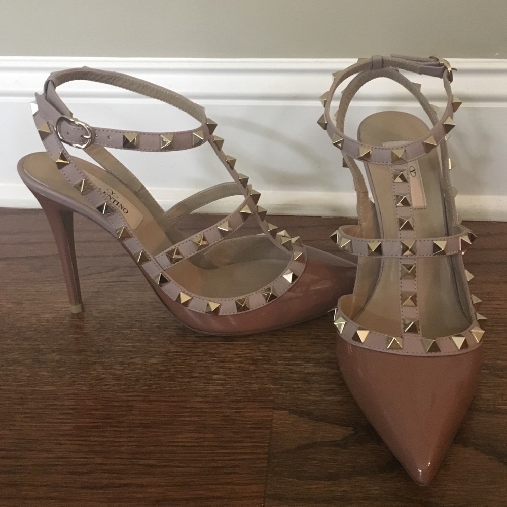 NWT Valentino Rockstud ANKLE STRAP PUMP size7
